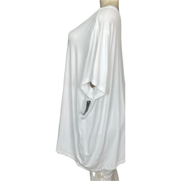 Torrid +5 White Metallic Pink Sequin Lightning Animal Print Short Sleeve Tee - Picture 5 of 6